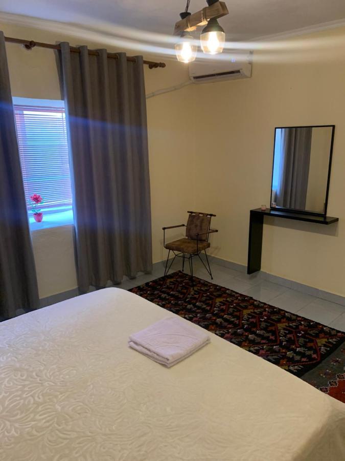Tradicional Bazaar Home Korce Eksteriør billede