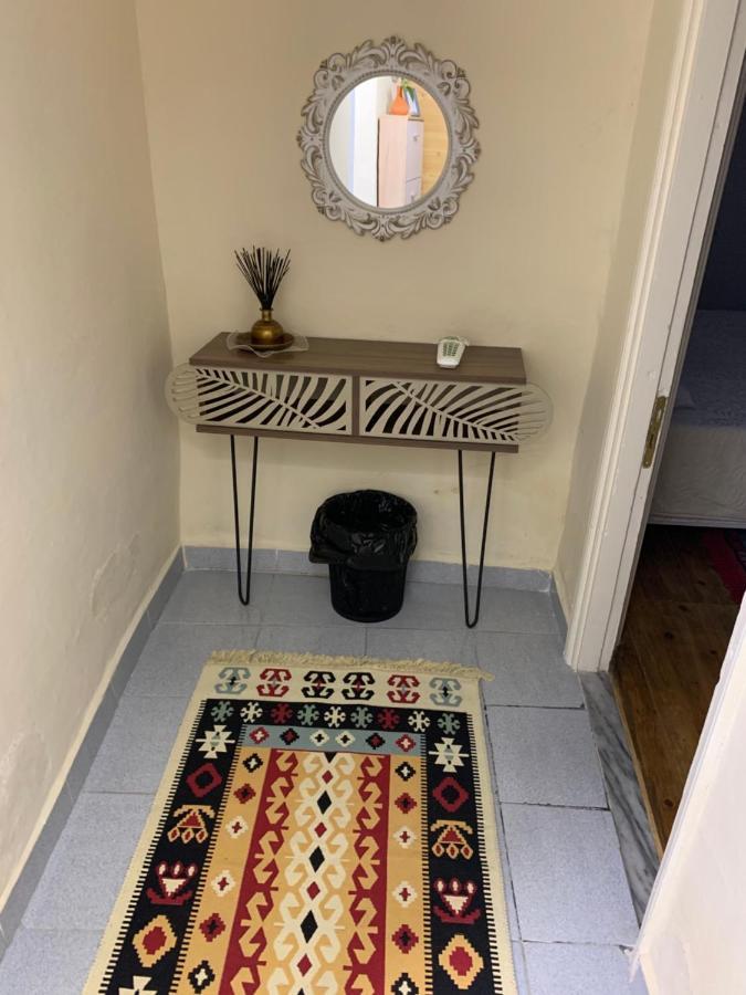 Tradicional Bazaar Home Korce Eksteriør billede