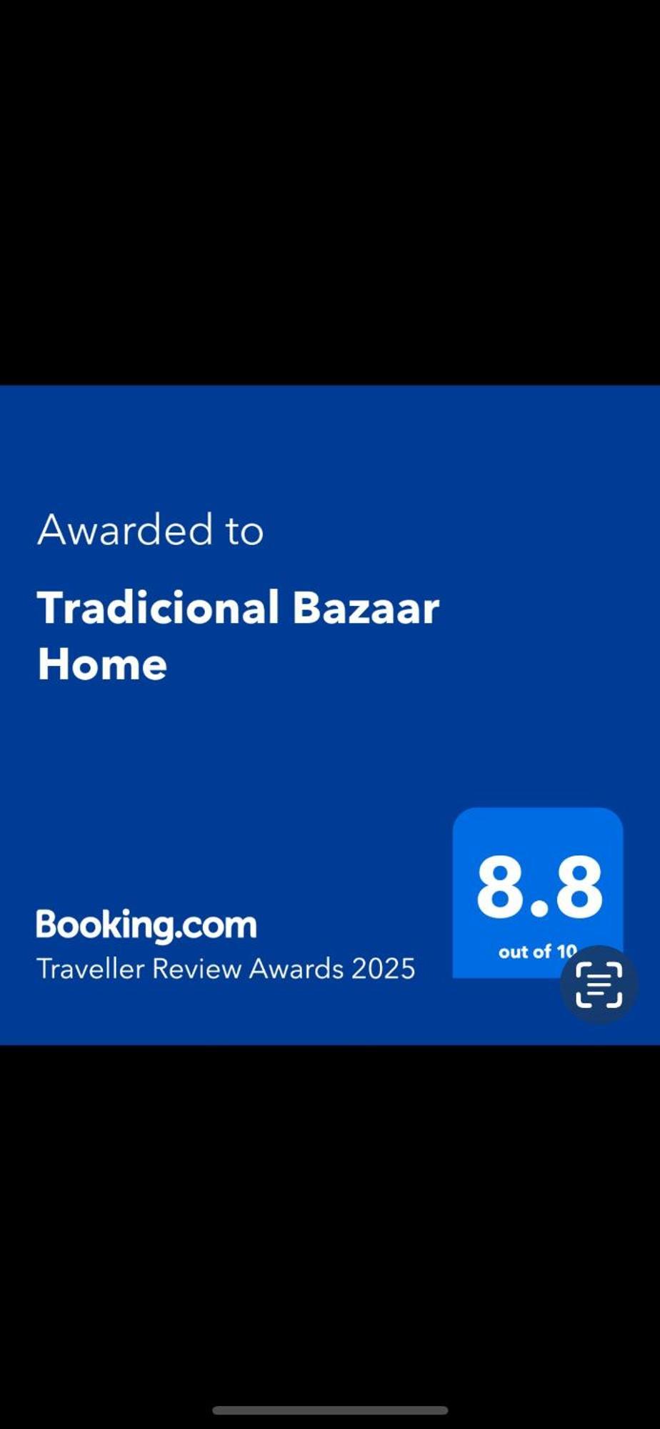 Tradicional Bazaar Home Korce Eksteriør billede